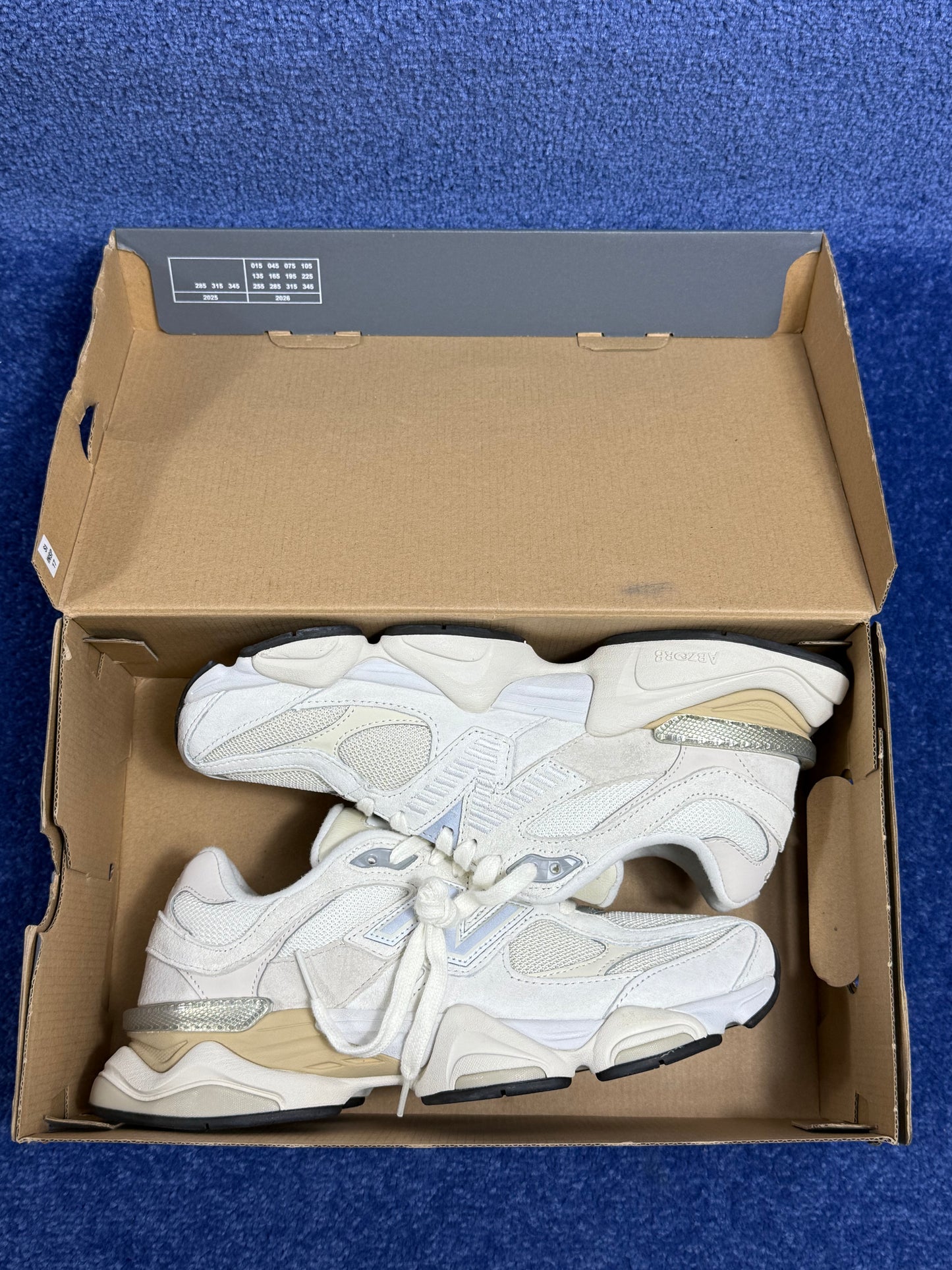 BUTY NEW BALANCE 9060 R.40.5