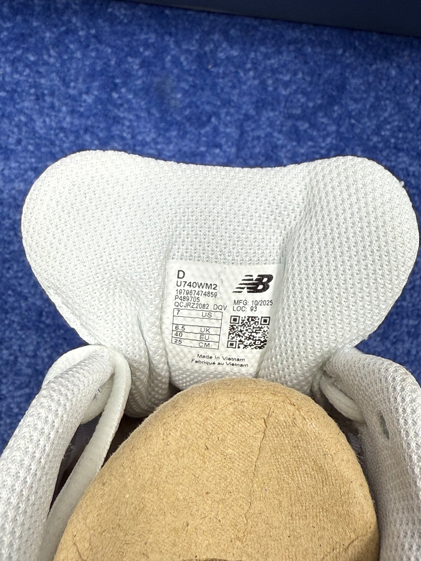 BUTY NEW BALANCE 740 R.40