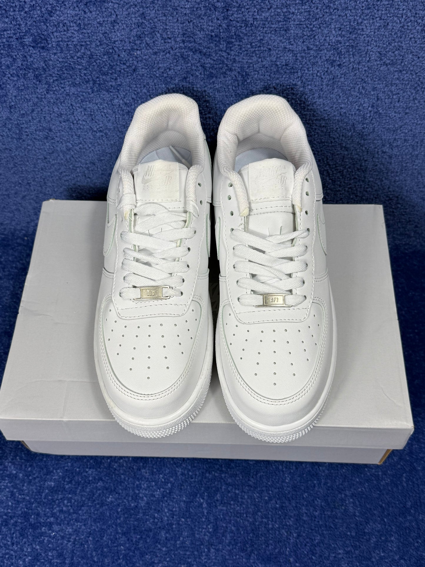 BUTY NIKE AIR FORCE 1 WHITE R.43