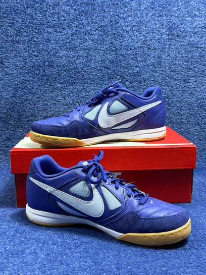 BUTY SPORTOWE HALOWE NIKE GATO R.42