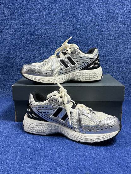 BUTY NEW BALANCE 1906R R.38