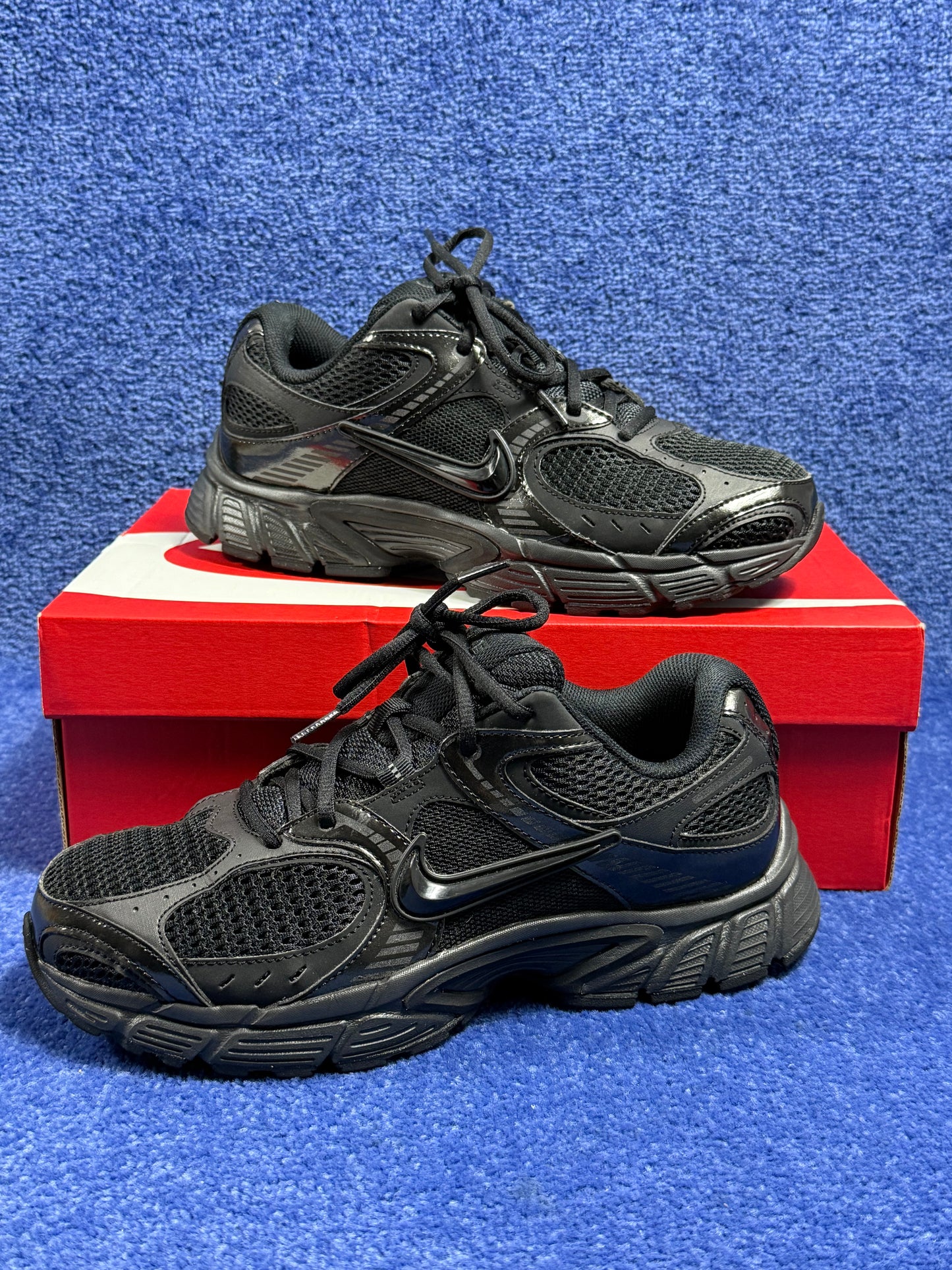 BUTY NIKE V5 RNR R.42.5