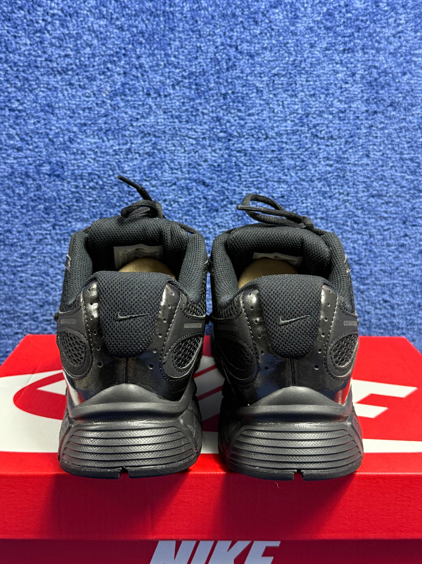 BUTY NIKE V5 RNR R.42.5