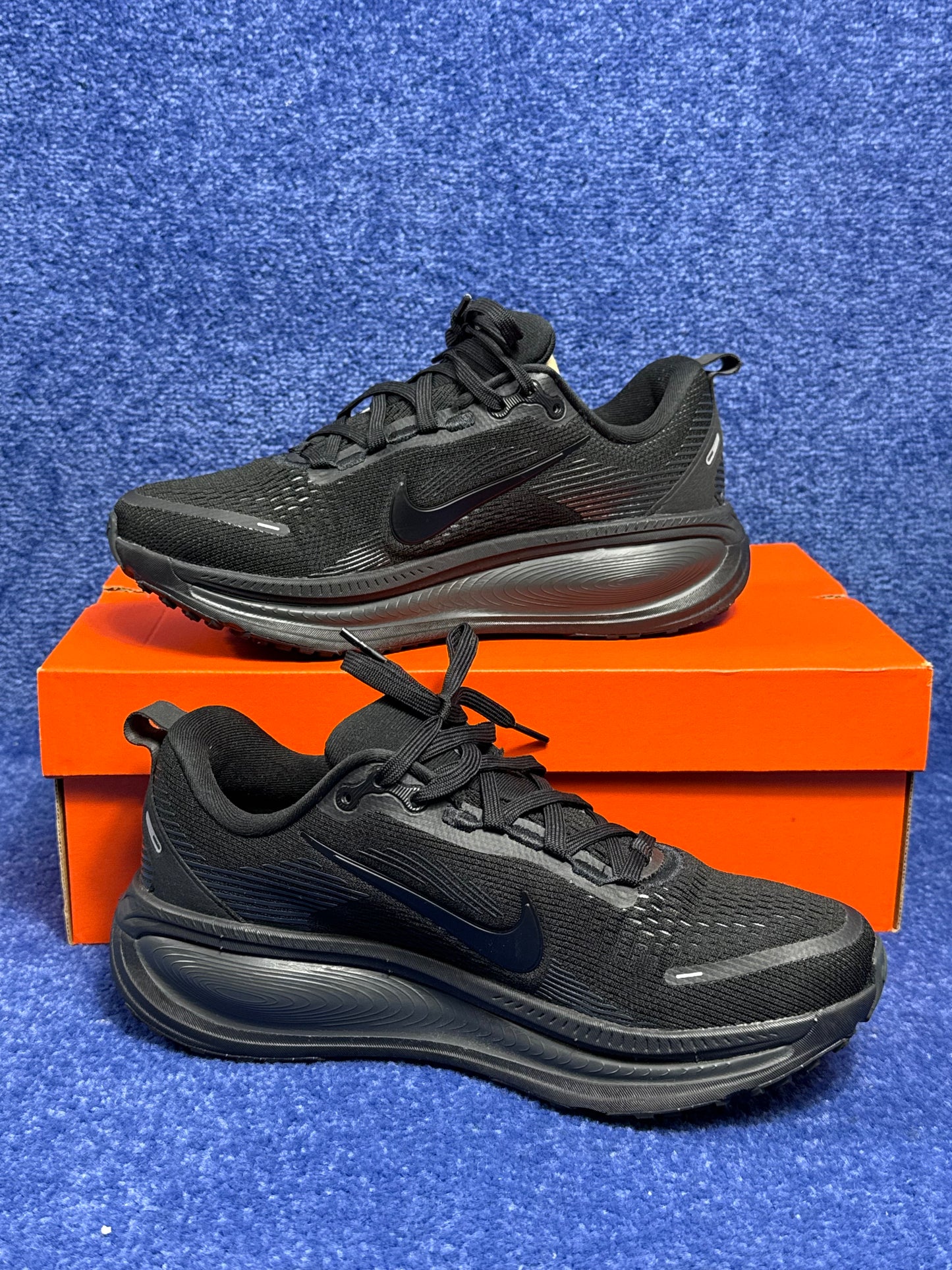 BUTY DO BIEGANIA NIKE VOMERO PLUS R.39