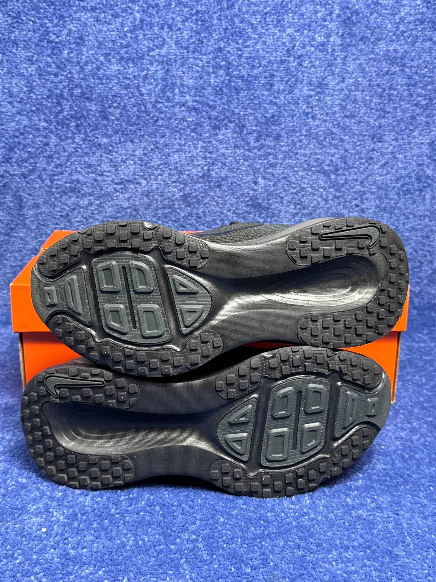 BUTY DO BIEGANIA NIKE VOMERO PLUS R.39