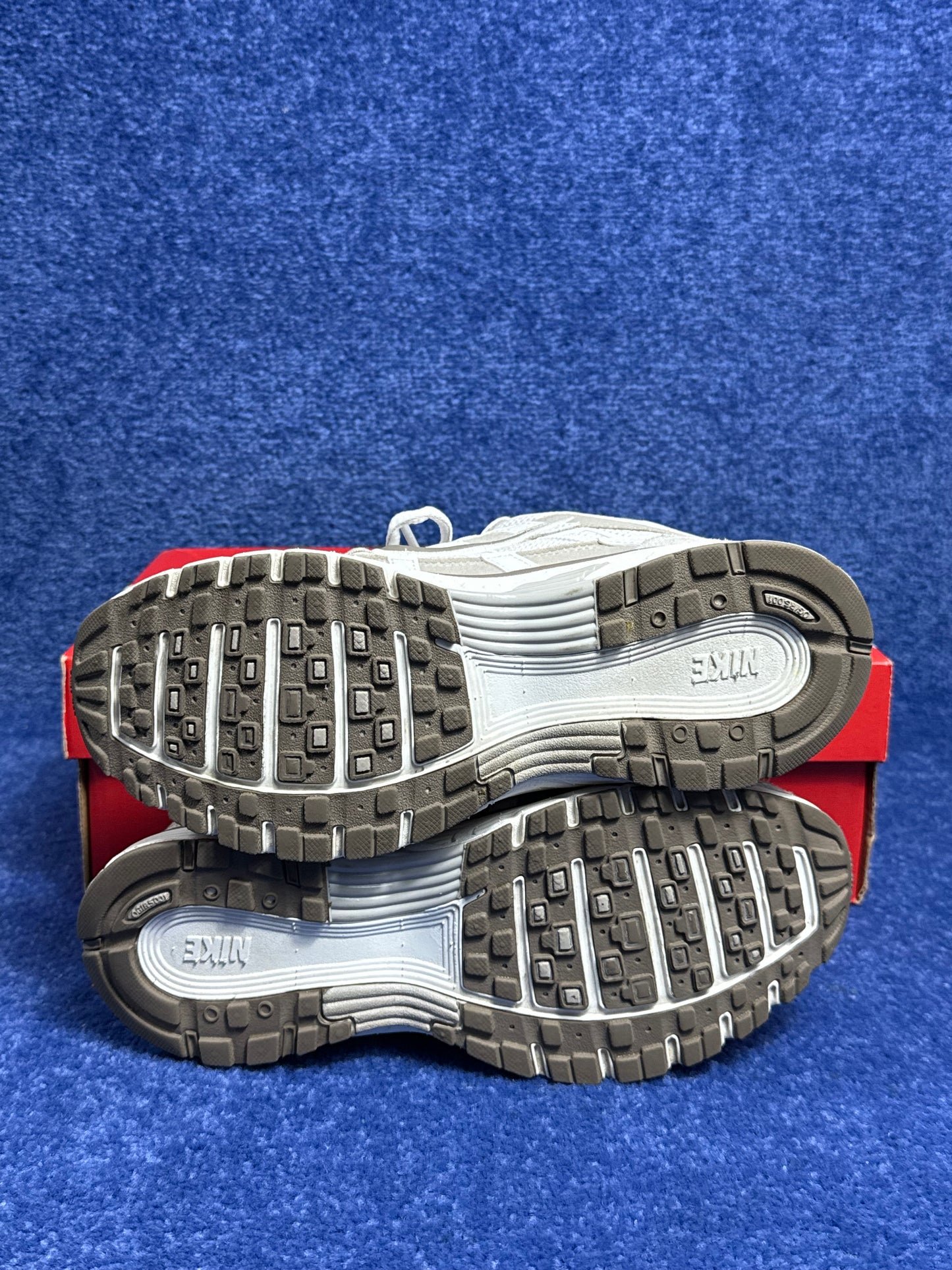 BUTY NIKE P-6000 R.37.5