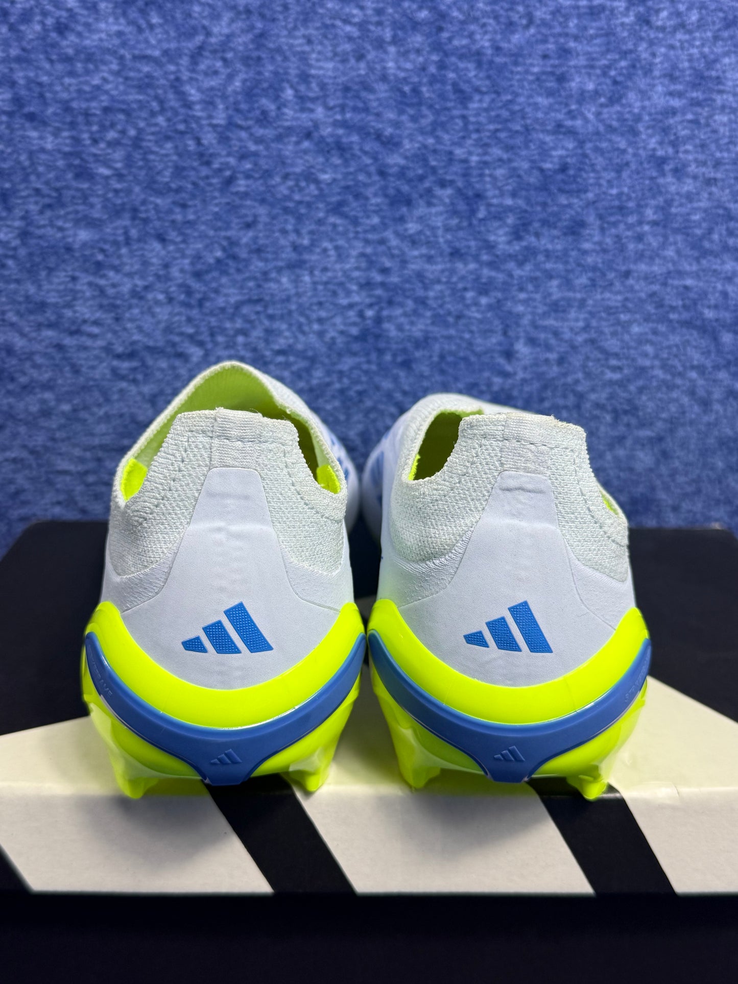BUTY DO PIŁKI NOŻNEJ KORKI ADIDAS PREDATOR ELITE LL FG R.38