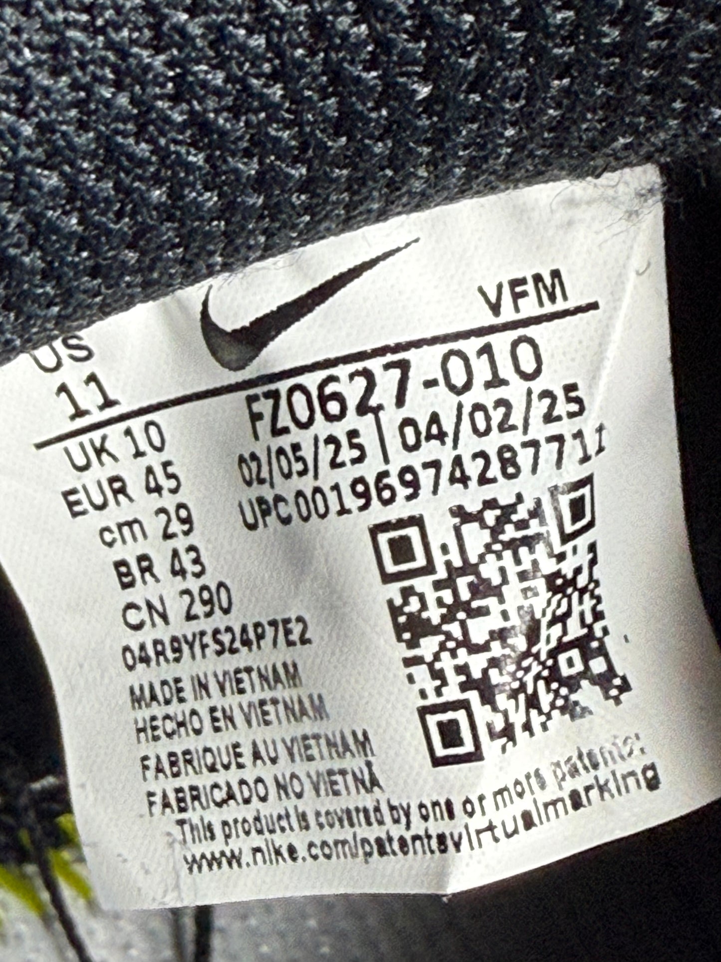 BUTY NIKE AIR FORCE 1 BLACK WHITE R.45