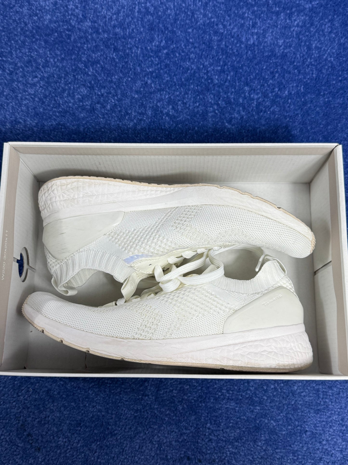 BUTY SPORTOWE TAMARIS R.40