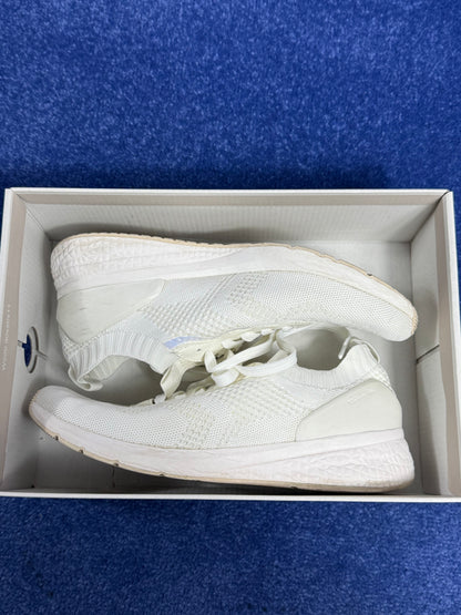 BUTY SPORTOWE TAMARIS R.40