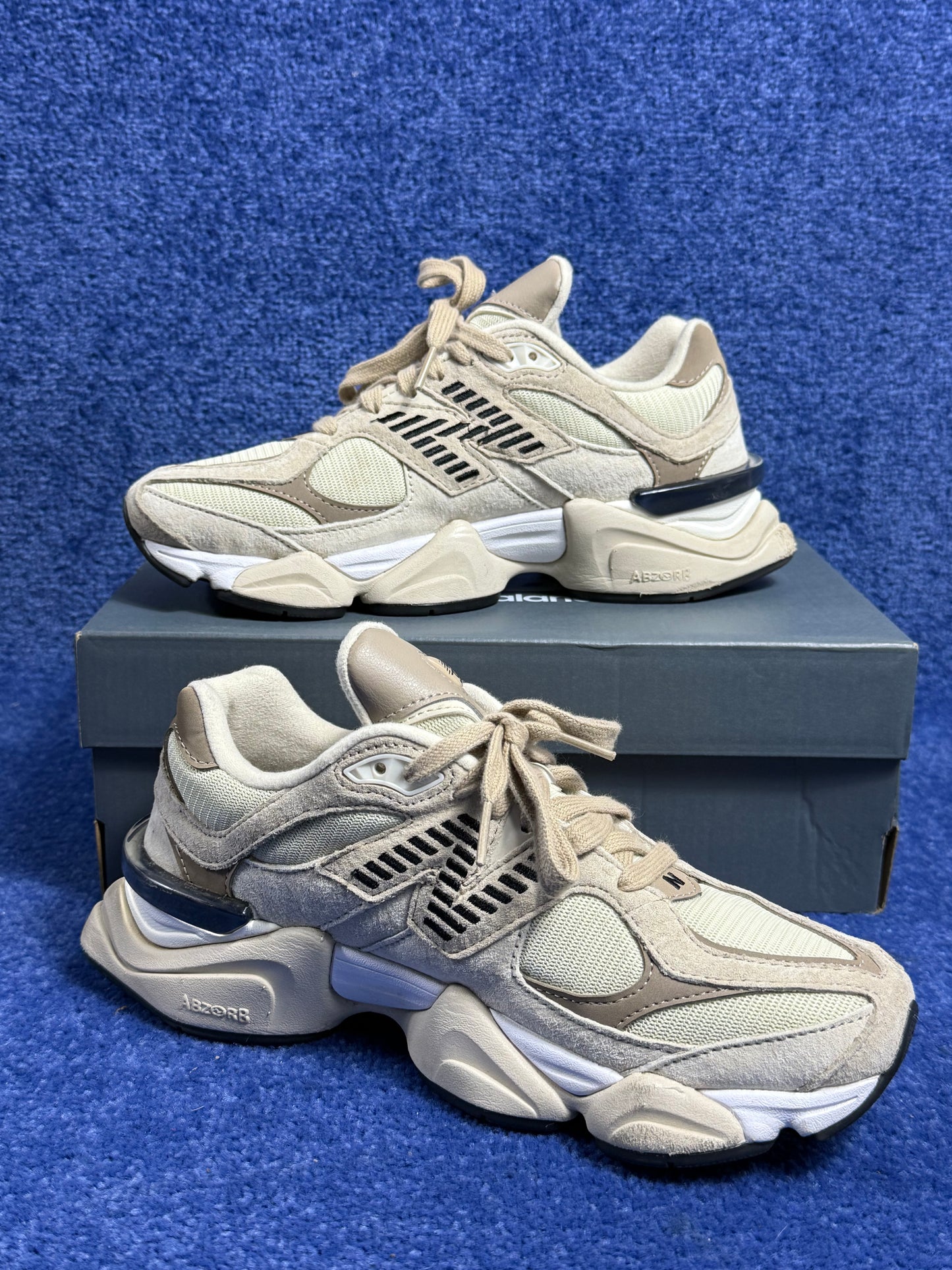 BUTY NEW BALANCE 9060 R.40