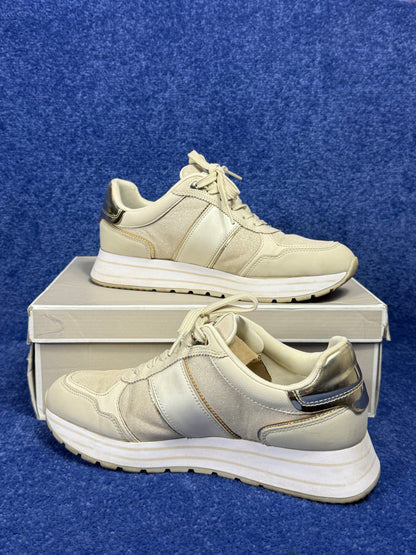 BUTY TAMARIS R.40