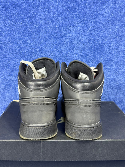 BUTY NIKE AIR JORDAN 1 MID R.39