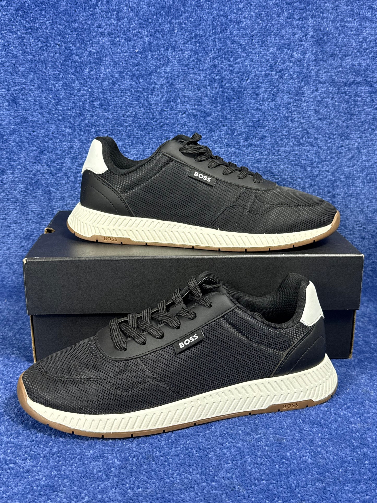 BUTY BOSS TITANIUM R.43