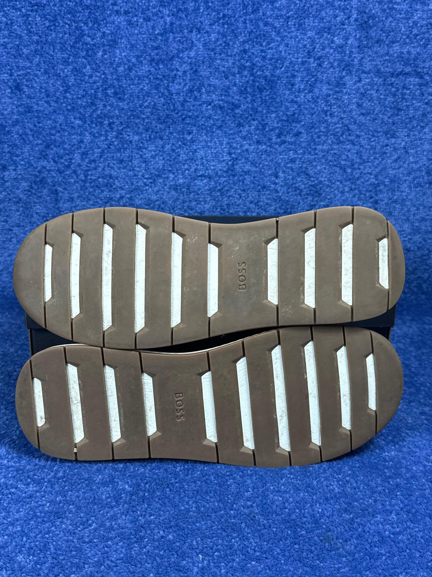BUTY BOSS TITANIUM R.43
