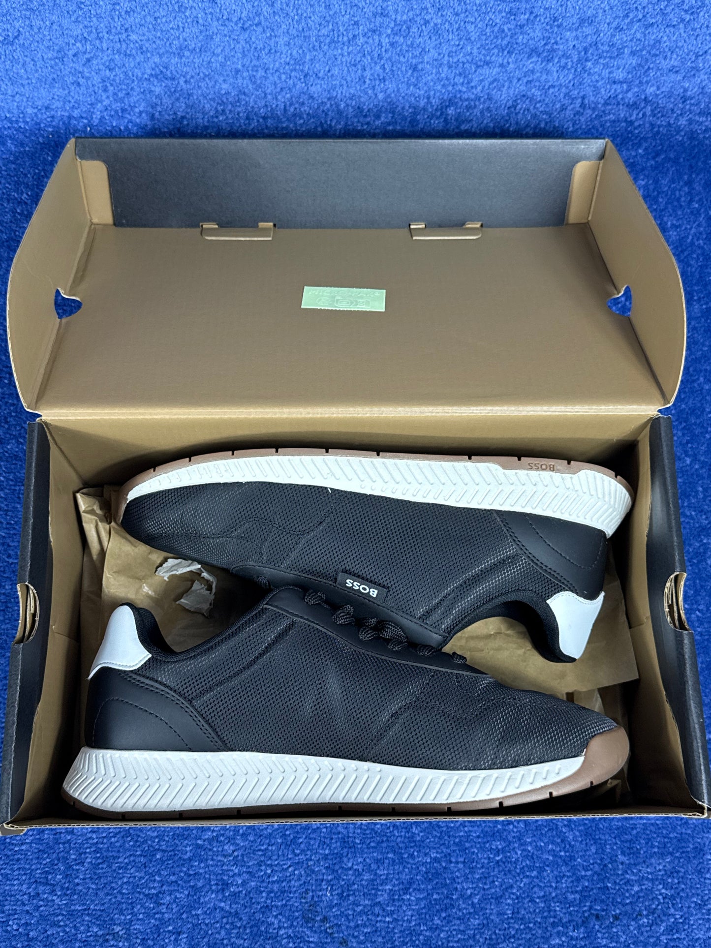 BUTY BOSS TITANIUM R.43