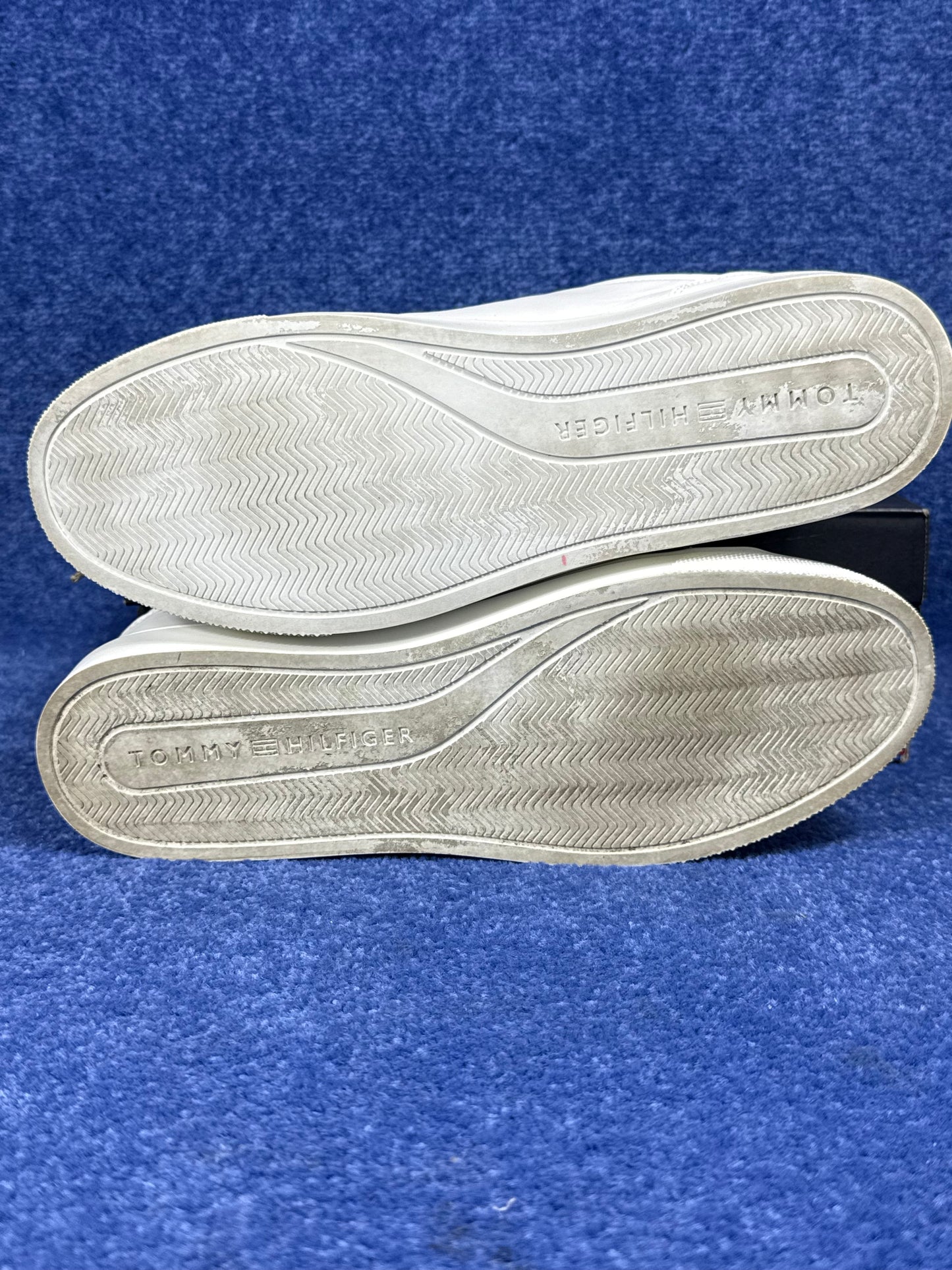 BUTY TOMMY HILFIGER CHIC COURT R.42