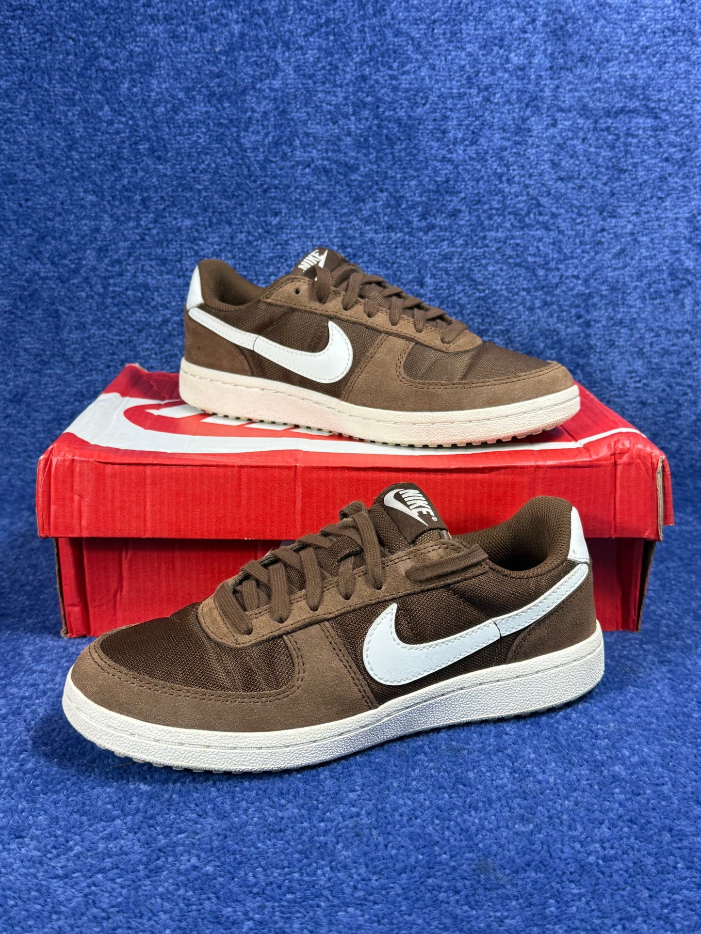 BUTY NIKE FIELD GENERAL R.38