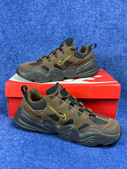 BUTY NIKE TECH HERA R.43