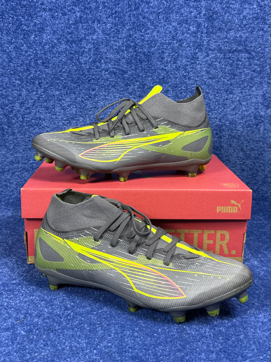 BUTY DO PIŁKI NOŻNEJ KORKI PUMA ULTRA 5 MATCH R.40