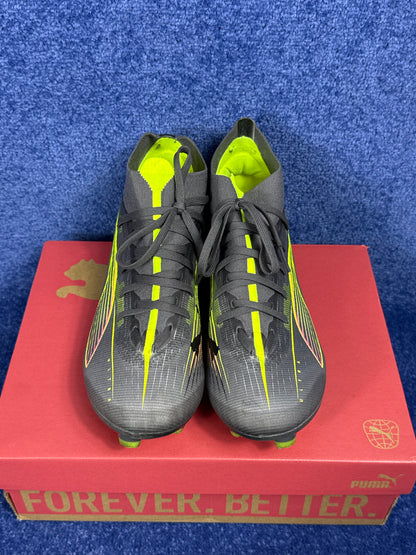 BUTY DO PIŁKI NOŻNEJ KORKI PUMA ULTRA 5 MATCH R.40
