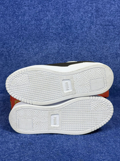 BUTY PUMA CARINA STREET R.39