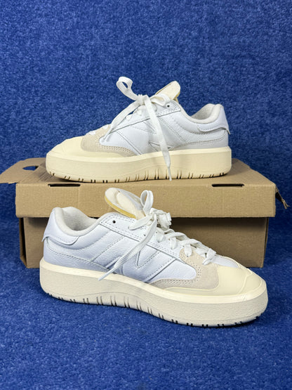 BUTY NEW BALANCE CT302 R.39.5