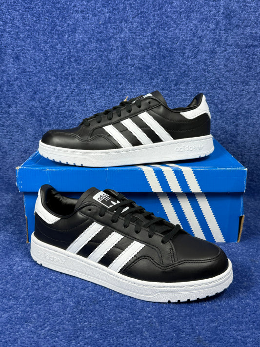BUTY ADIDAS TEAM COURT R.40 2/3