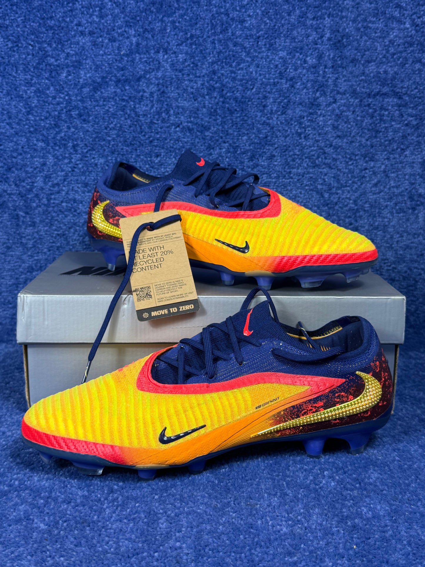 BUTY DO PIŁKI NOŻNEJ KORKI NIKE PAHNTOM 6 LOW ELITE R.45.5